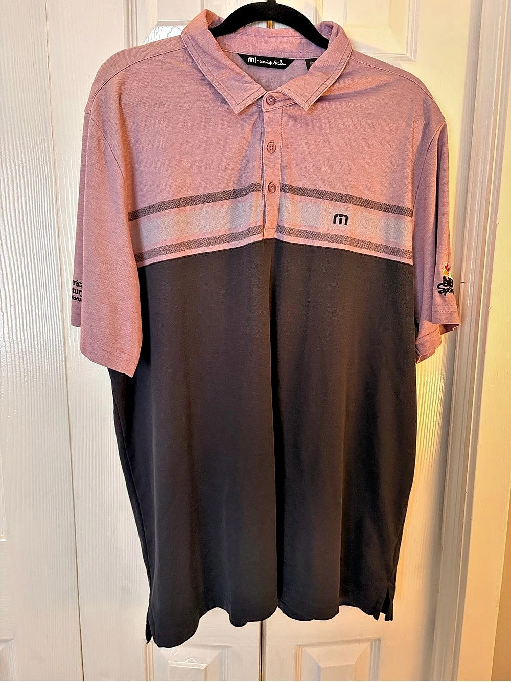 Travis Mathew’s Sports polo Color Block Polo Pink & Black XXL Like New